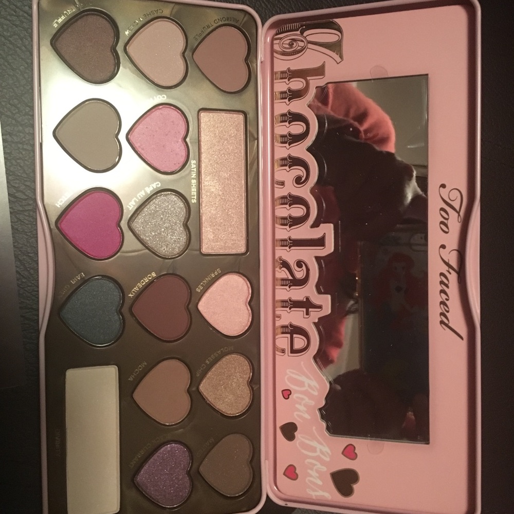 Too Faced Chocolate Bon Bons Eyeshadow Palette!